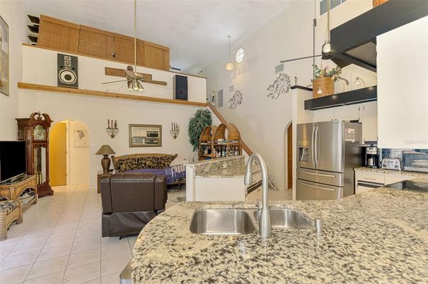 Interior, Kitchen, Living room, Pendant Lights, Stainless Steel Appliances