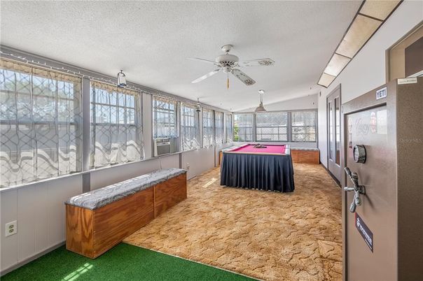 Billiard Table, Game Room, Interior