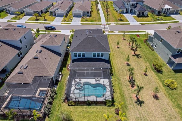 Exterior, Drone
