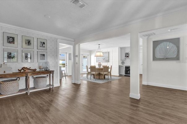 Dining room, Interior, Kitchen, Pendant Lights, Wood Texture Flooring