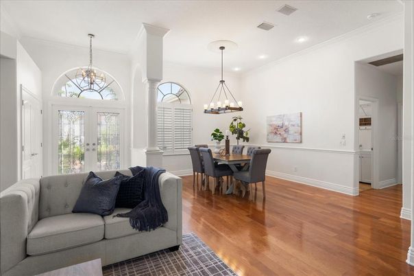 Chandelier, Dining room, Interior, Pendant Lights, Recessed Lighting, Wood Texture Flooring