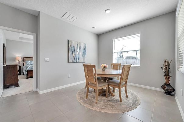 Bedroom, Dining room, Interior, Recessed Lighting