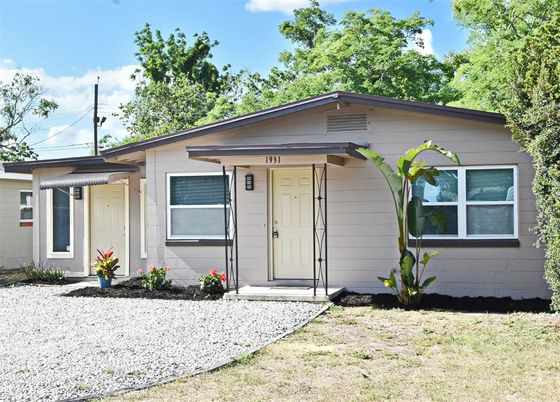 Exterior, Facade, None