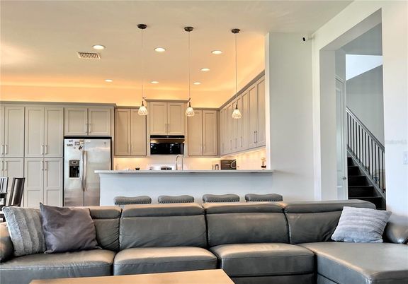 Interior, Kitchen, Living room, Pendant Lights, Recessed Lighting, Stainless Steel Appliances
