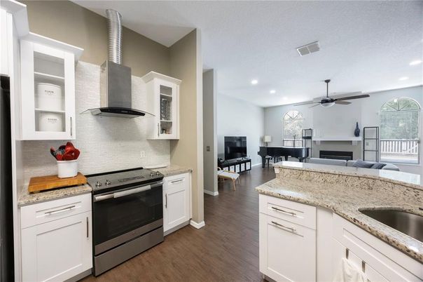 Dining room, Interior, Kitchen, Recessed Lighting, Wood Texture Flooring