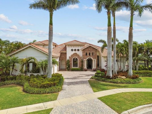 Backyard, Exterior, Facade, Mediterranean