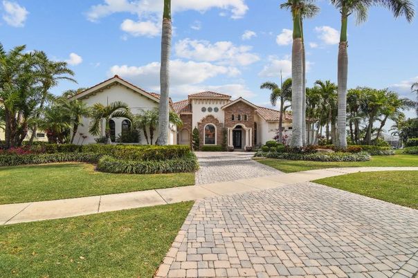 Backyard, Exterior, Facade, Spanish Mediterranean