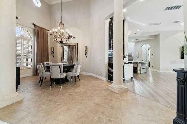 Chandelier, Dining room, Interior, Kitchen, Pendant Lights, Recessed Lighting, Wood Texture Flooring