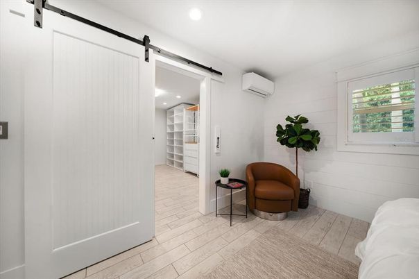 Interior, Recessed Lighting, Wood Texture Flooring