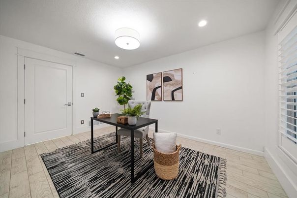 Home Office, Interior, Recessed Lighting, Wood Texture Flooring