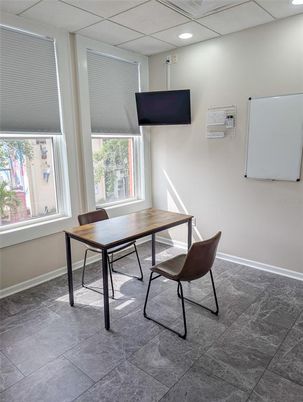 Dining room, Interior, Recessed Lighting
