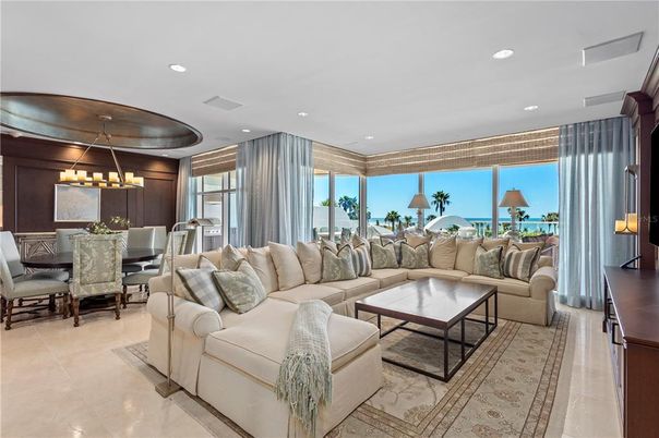 Chandelier, Dining room, Interior, Living room, Recessed Lighting