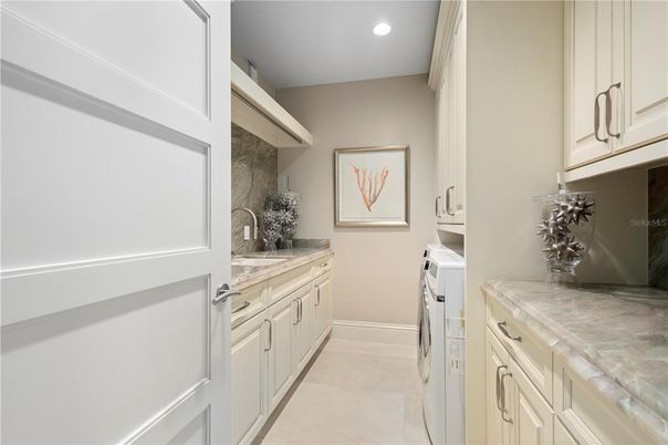 Interior, Recessed Lighting, Washer