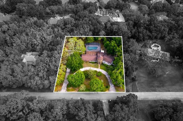 Exterior, Drone