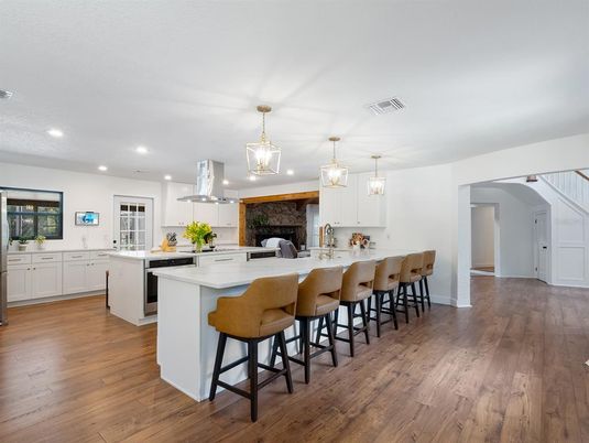 Fireplace, Interior, Kitchen, Pendant Lights, Recessed Lighting, Wood Texture Flooring