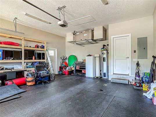 Garage, Interior