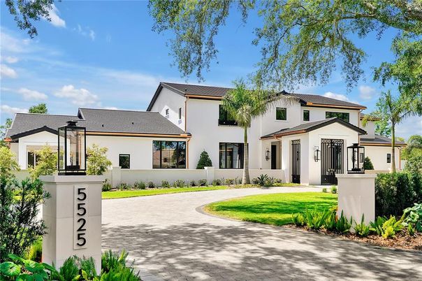 Backyard, Exterior, Facade, Farmhouse