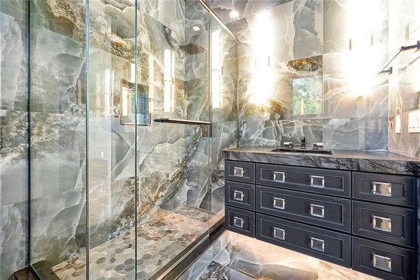 Bathroom, Interior, Marble, Marble Walls, Recessed Lighting
