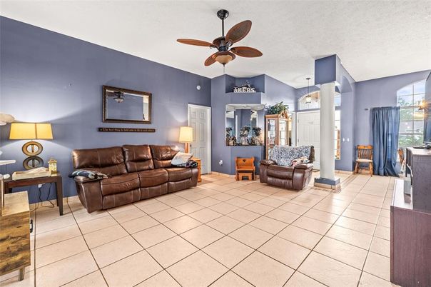 Interior, Living room, Pendant Lights