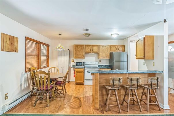 Dining room, Interior, Kitchen, Pendant Lights, Wood Texture Flooring