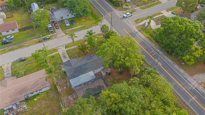 Exterior, Drone