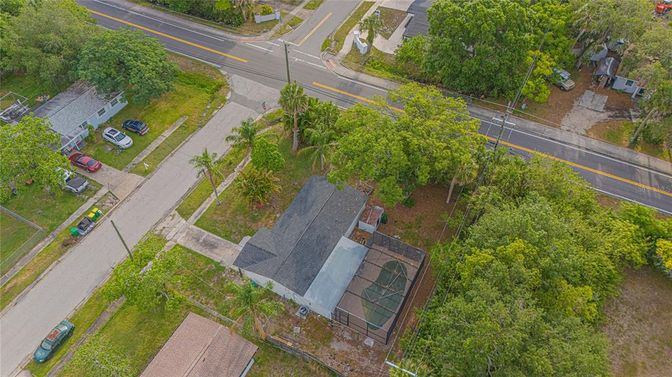 Exterior, Drone