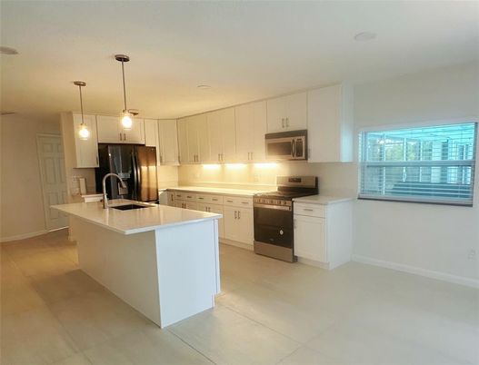 Interior, Kitchen, Pendant Lights, Stainless Steel Appliances
