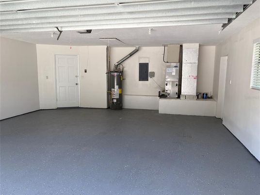 Garage, Interior