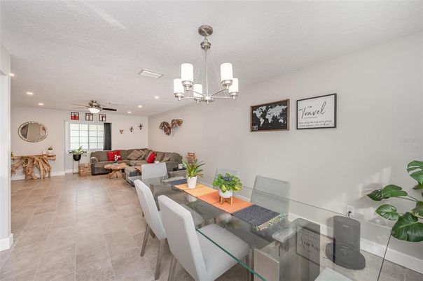 Dining room, Interior, Living room, Pendant Lights, Recessed Lighting