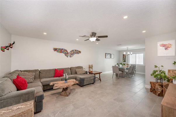 Chandelier, Dining room, Interior, Living room, Recessed Lighting