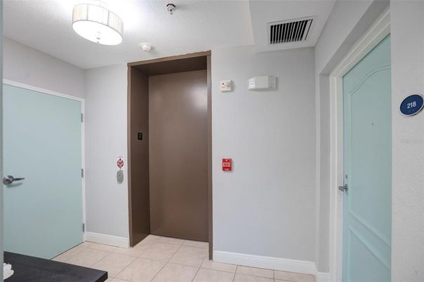 Elevator, Interior