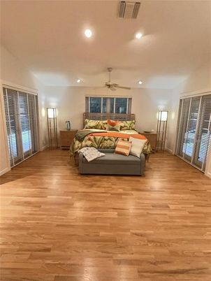 Bedroom, Interior, Living room, Recessed Lighting, Wood Texture Flooring