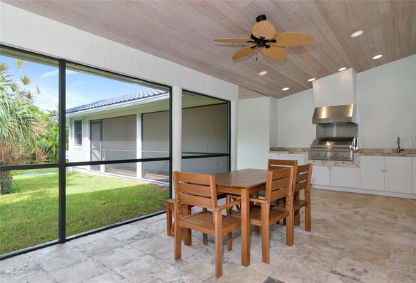 Dining room, Interior, Kitchen, Recessed Lighting, Sun Room, Wooden Ceilings