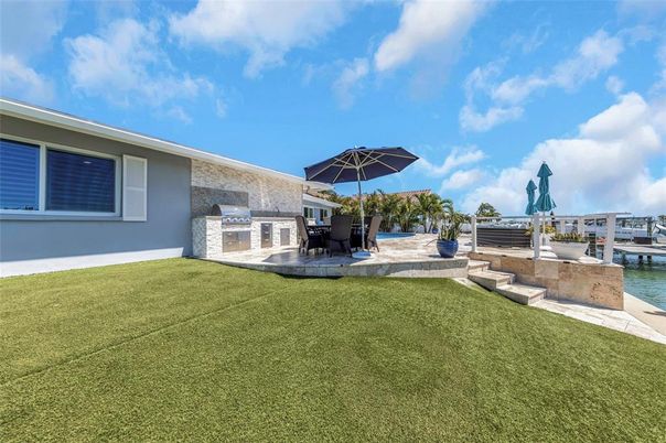 Backyard, Exterior, Water