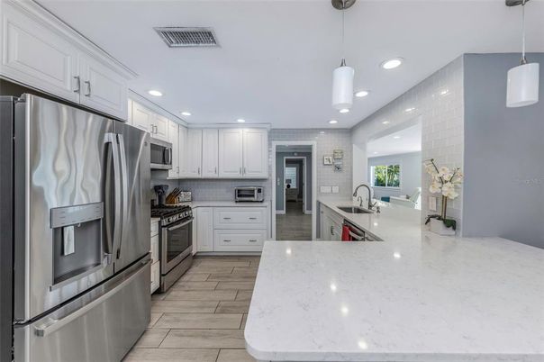 Interior, Kitchen, Pendant Lights, Recessed Lighting, Stainless Steel Appliances