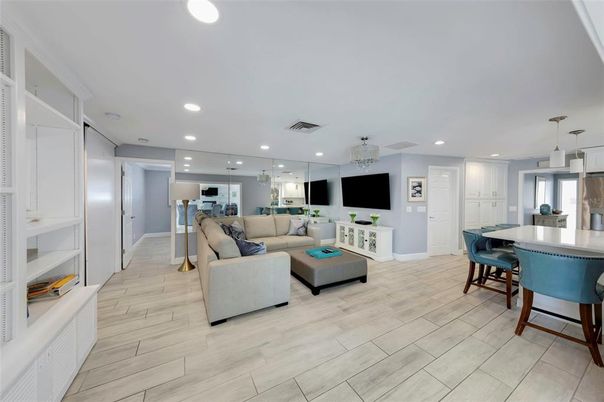 Dining room, Interior, Kitchen, Living room, Pendant Lights, Recessed Lighting, Wood Texture Flooring