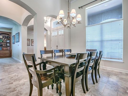 Chandelier, Dining room, Interior