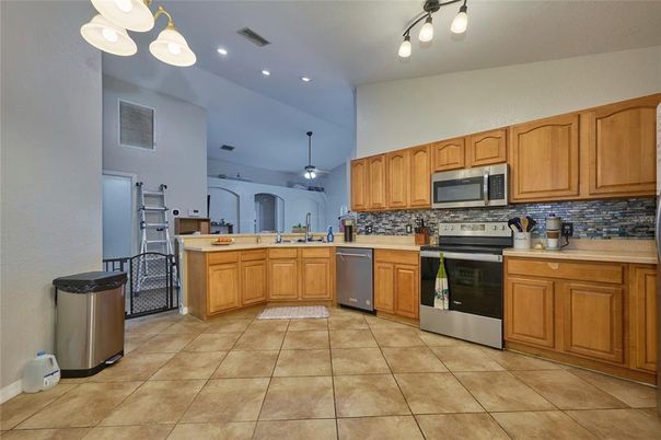 Interior, Kitchen, Pendant Lights, Recessed Lighting, Stainless Steel Appliances