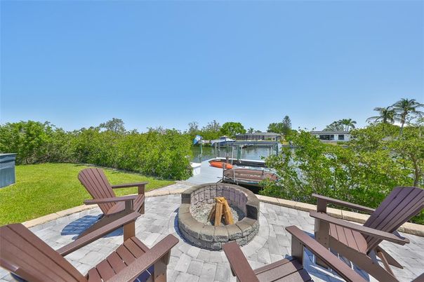 Backyard, Exterior, Water