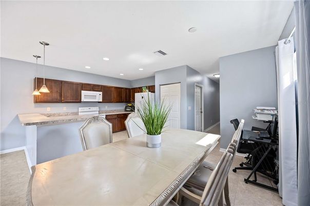 Dining room, Interior, Kitchen, Pendant Lights, Recessed Lighting