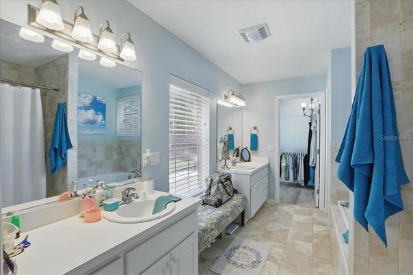 Bathroom, Dual Sink Vanities, Interior