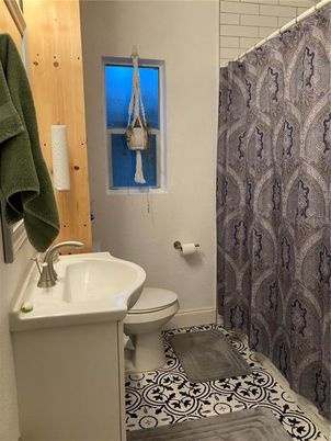 Bathroom, Interior