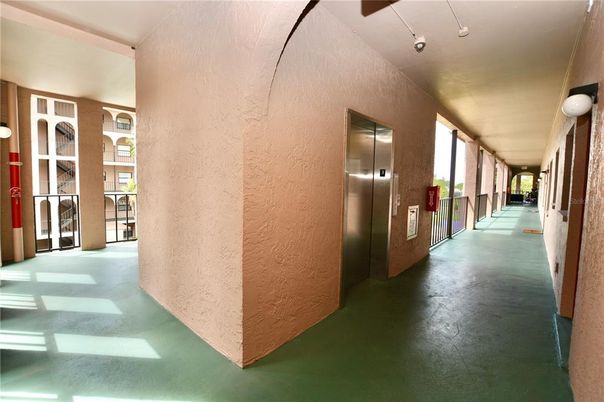 Elevator, Interior