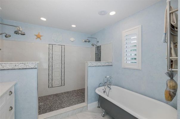 Bathroom, Free Standing Baths, Interior, Recessed Lighting