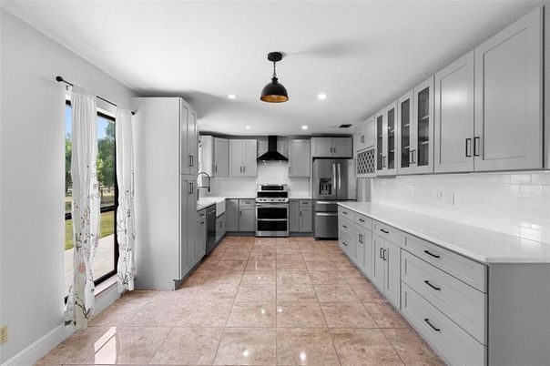 Interior, Kitchen, Pendant Lights, Recessed Lighting, Stainless Steel Appliances