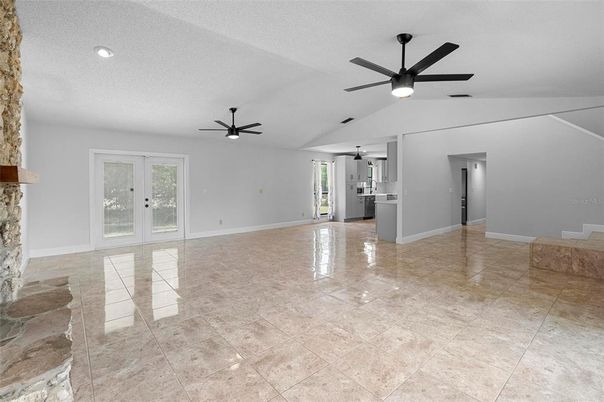 Empty room, Interior, Recessed Lighting