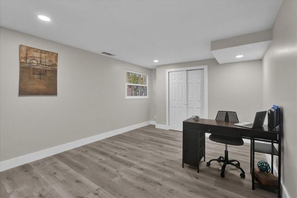 Home Office, Interior, Recessed Lighting, Wood Texture Flooring