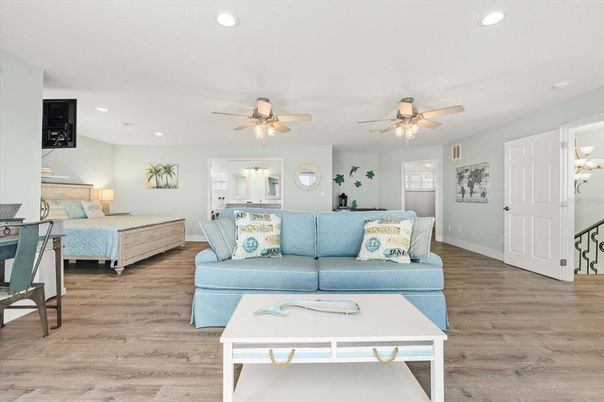Bedroom, Interior, Living room, Recessed Lighting, Wood Texture Flooring