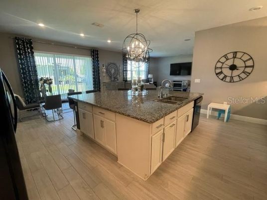 Chandelier, Dining room, Interior, Kitchen, Recessed Lighting, Wood Texture Flooring