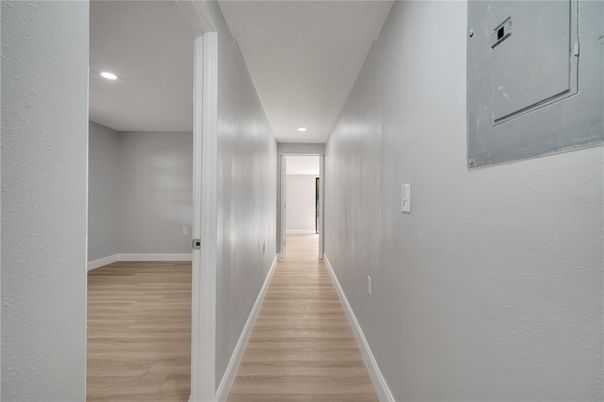 Interior, Recessed Lighting, Wood Texture Flooring